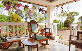 The Blue Mountains Estate Stay